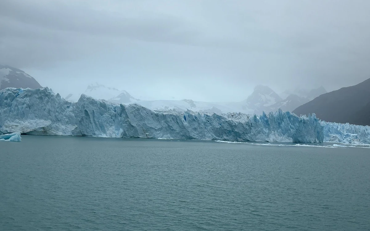 The metal boardwalks and balconies facing the front wall of the Perito Moreno Glacier